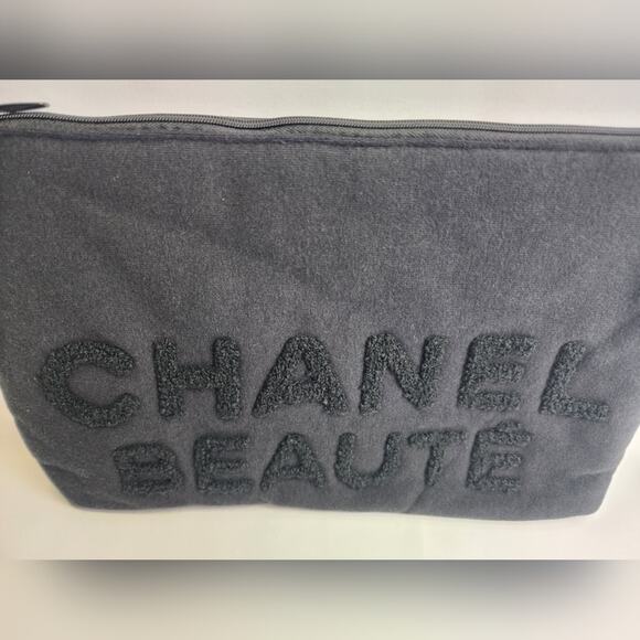 Chanel Black Cosmetic Bag cotton terry cloth towel - Picture 4 of 10
